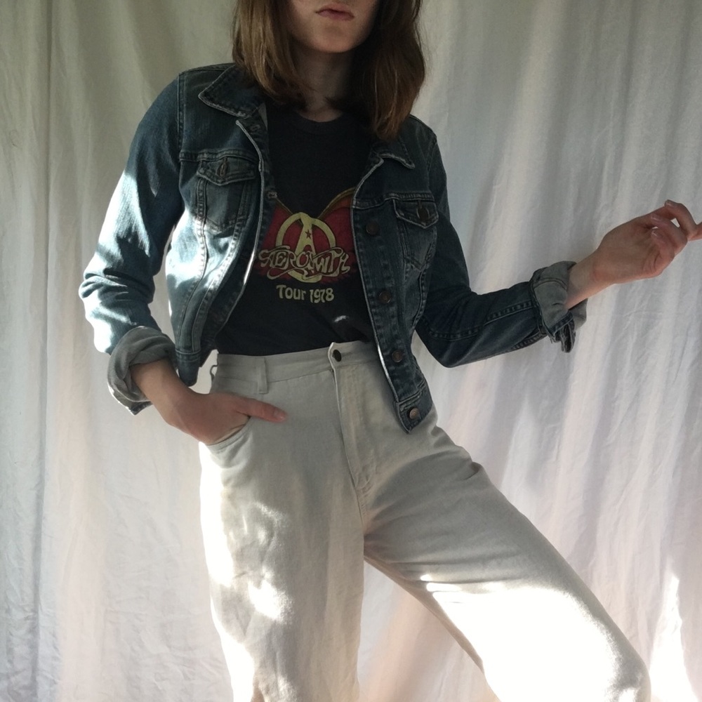 Abercrombie & Fitch cropped denim jacket lightwash